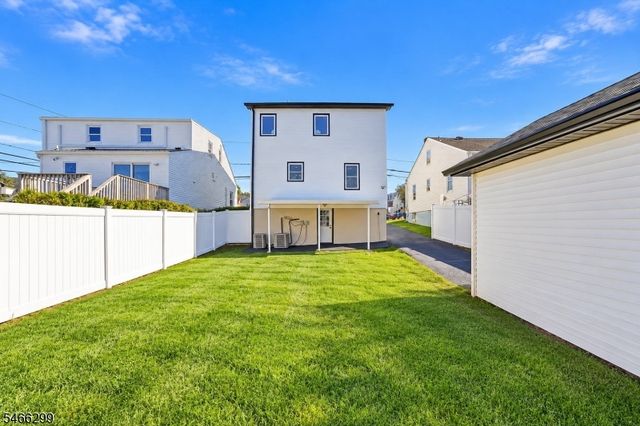 775 Chase Ave, Lyndhurst Twp., NJ 07071