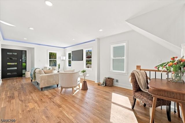 775 Chase Ave, Lyndhurst Twp., NJ 07071