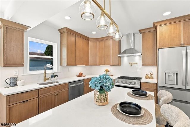 775 Chase Ave, Lyndhurst Twp., NJ 07071