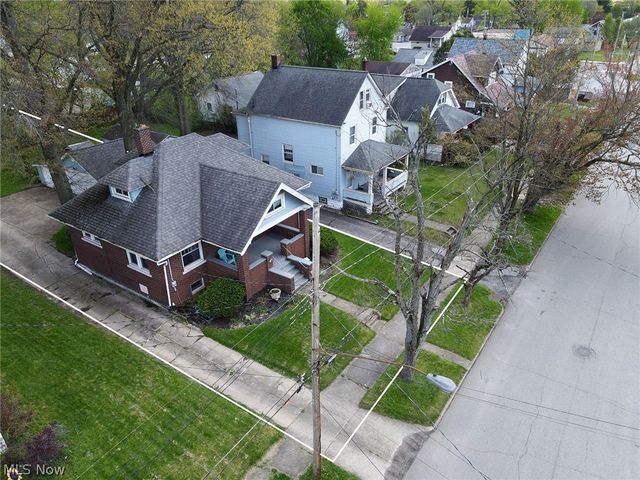 33 N Hartford Avenue, Youngstown, OH 44509