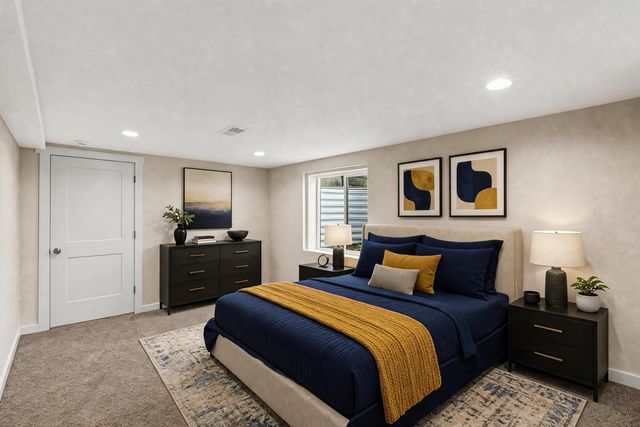 6108 N A St, Spokane, WA 99205