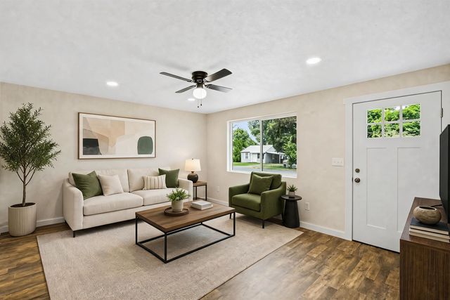 6108 N A St, Spokane, WA 99205