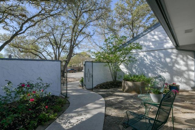 907 Silver Spruce St, San Antonio, TX 78232