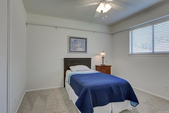 907 Silver Spruce St, San Antonio, TX 78232