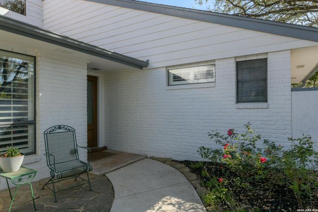 907 Silver Spruce St, San Antonio, TX 78232