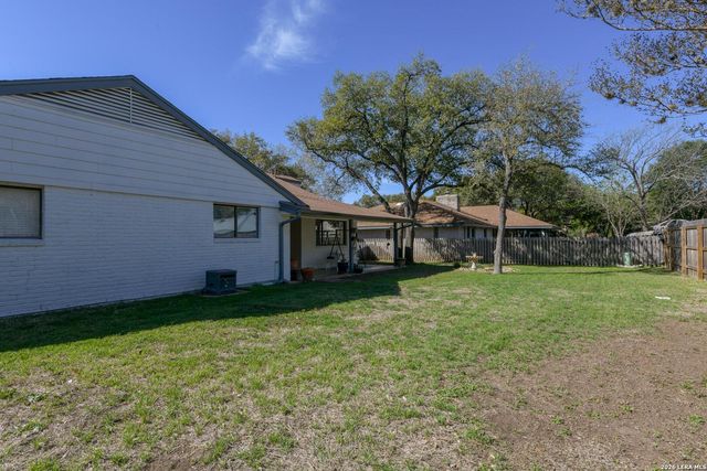 907 Silver Spruce St, San Antonio, TX 78232