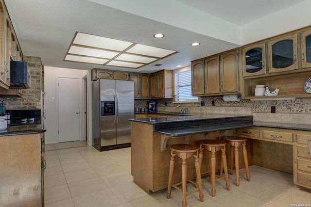 907 Silver Spruce St, San Antonio, TX 78232