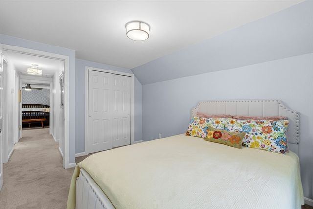92 Everett St, Somerset, MA 02726