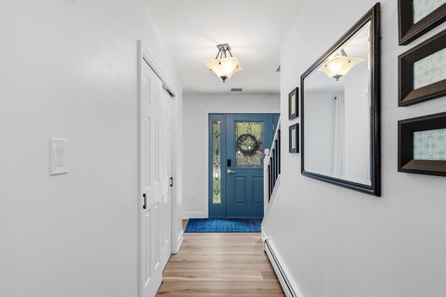 92 Everett St, Somerset, MA 02726