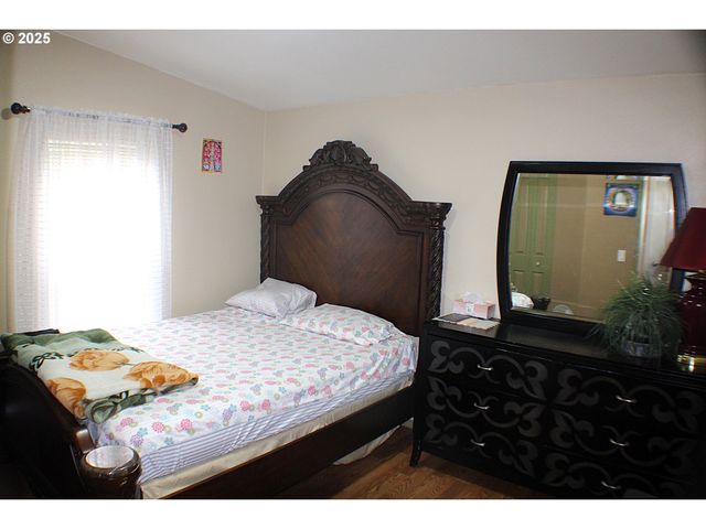 1320 SHOESTRING Rd, Riddle, OR 97469