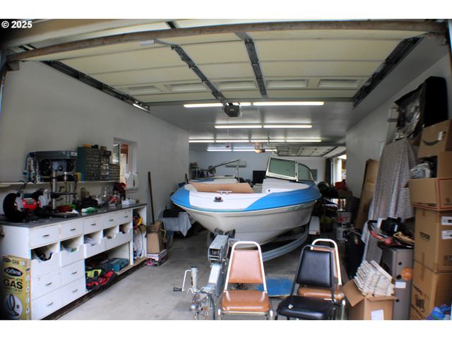 1320 SHOESTRING Rd, Riddle, OR 97469