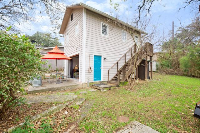 1406 Summit ST, Austin, TX 78741