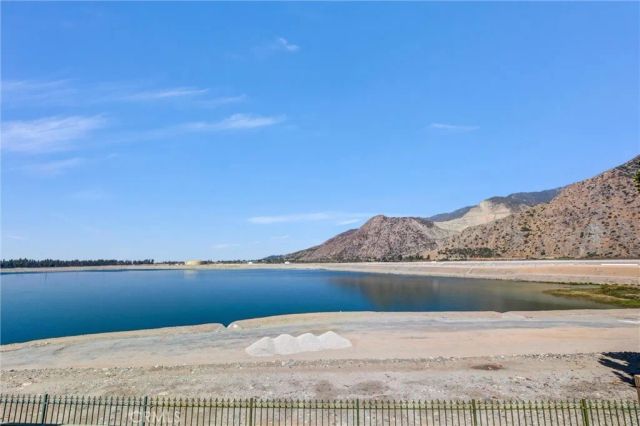 1813 Mirador, Azusa, CA 91702