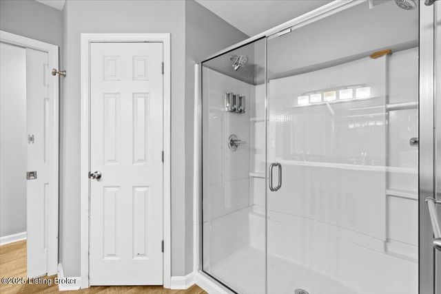 4800 Bluebird Ave, Lynnview, KY 40213