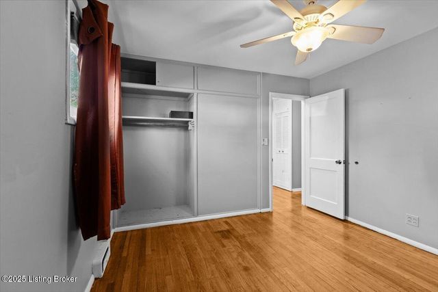 4800 Bluebird Ave, Lynnview, KY 40213