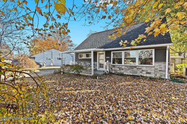 4800 Bluebird Ave, Lynnview, KY 40213