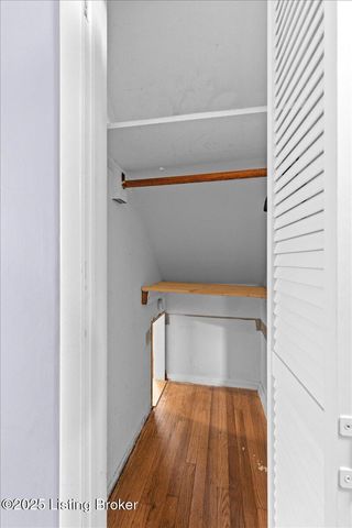 4800 Bluebird Ave, Lynnview, KY 40213