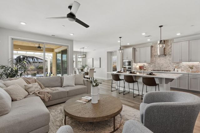 9068 Pomeroy Ln, El Dorado Hills, CA 95762