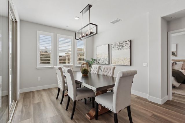 9068 Pomeroy Ln, El Dorado Hills, CA 95762