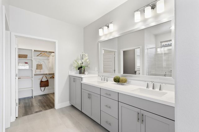 9068 Pomeroy Ln, El Dorado Hills, CA 95762