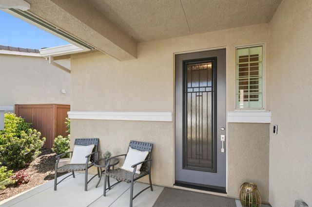 9068 Pomeroy Ln, El Dorado Hills, CA 95762