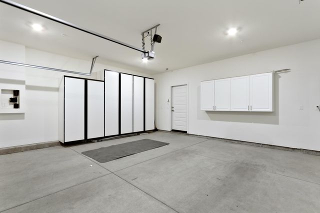 9068 Pomeroy Ln, El Dorado Hills, CA 95762