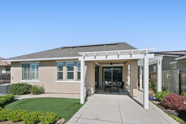 9068 Pomeroy Ln, El Dorado Hills, CA 95762