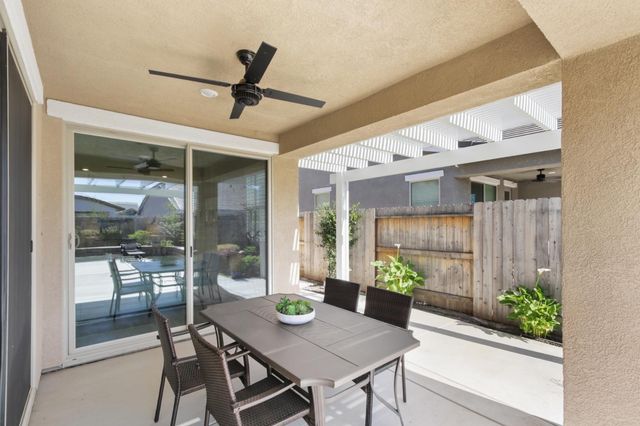 9068 Pomeroy Ln, El Dorado Hills, CA 95762