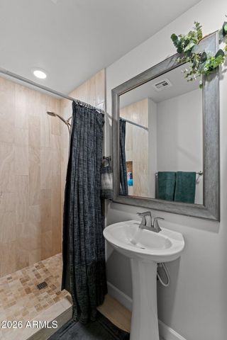 21647 W LAURA Street, Wittmann, AZ 85361