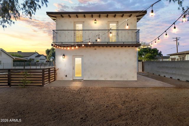 21647 W LAURA Street, Wittmann, AZ 85361