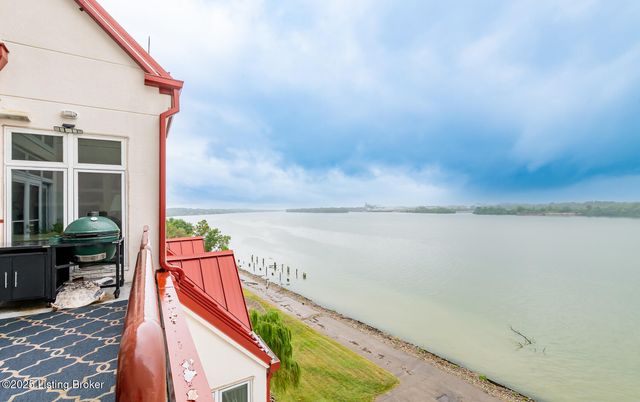 5433 Harbortown Cir, Prospect, KY 40059