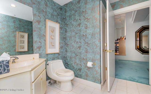 5433 Harbortown Cir, Prospect, KY 40059