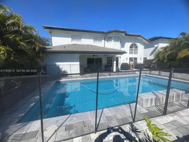 16030 SW 42nd Ter, Miami, FL 33185