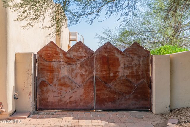 13639 E HEDGEHOG Place, Scottsdale, AZ 85262