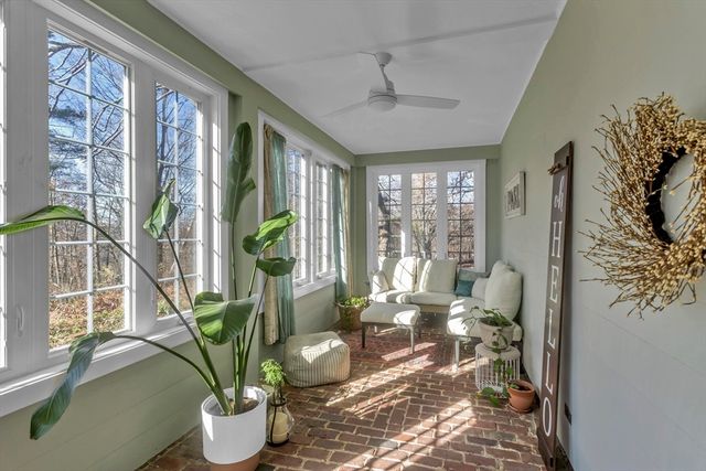 55 Fiske Hill Rd, Sturbridge, MA 01566