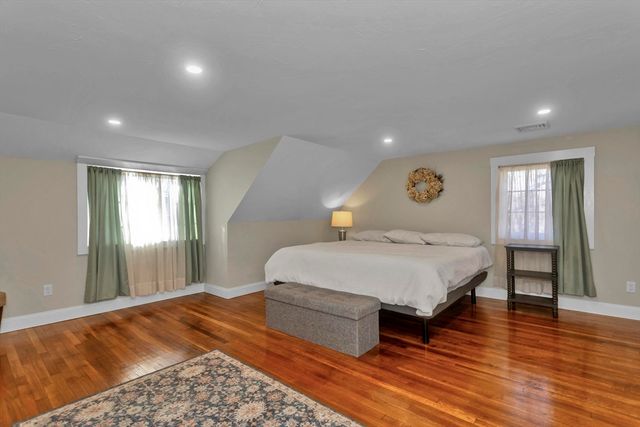 55 Fiske Hill Rd, Sturbridge, MA 01566