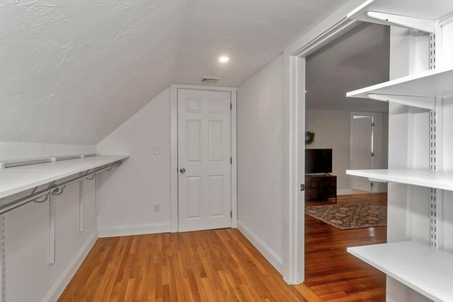 55 Fiske Hill Rd, Sturbridge, MA 01566