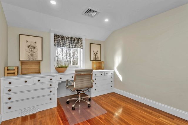 55 Fiske Hill Rd, Sturbridge, MA 01566