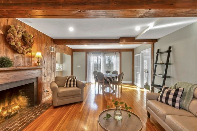 55 Fiske Hill Rd, Sturbridge, MA 01566