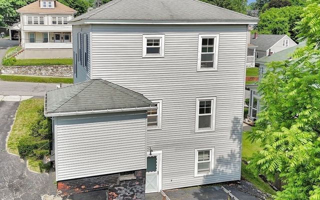 105 Beech St, Clinton, MA 01510