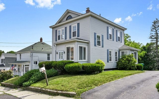 105 Beech St, Clinton, MA 01510