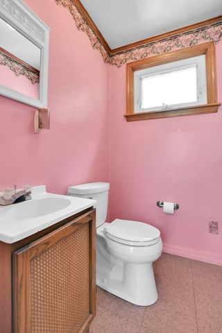 105 Beech St, Clinton, MA 01510