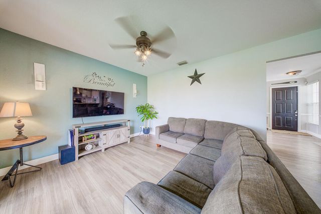 5063 Northern Lights Drive, Greenacres, FL 33463