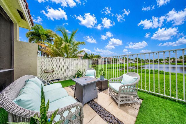 5063 Northern Lights Drive, Greenacres, FL 33463
