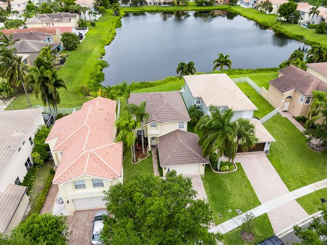 5063 Northern Lights Drive, Greenacres, FL 33463