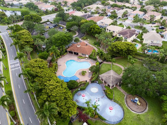 5063 Northern Lights Drive, Greenacres, FL 33463
