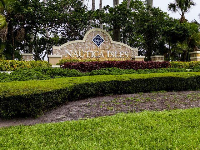 5063 Northern Lights Drive, Greenacres, FL 33463