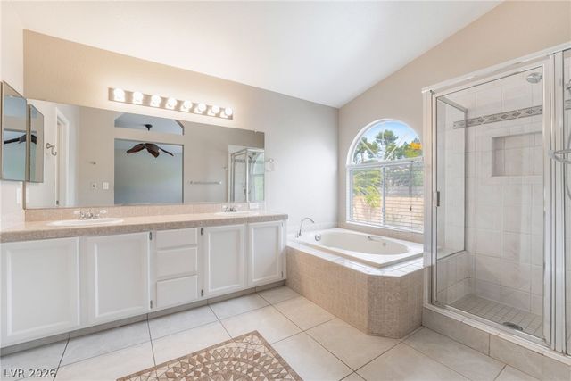 9924 Barrier Reef Drive, Las Vegas, NV 89117