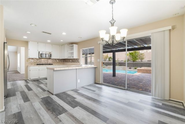 9924 Barrier Reef Drive, Las Vegas, NV 89117