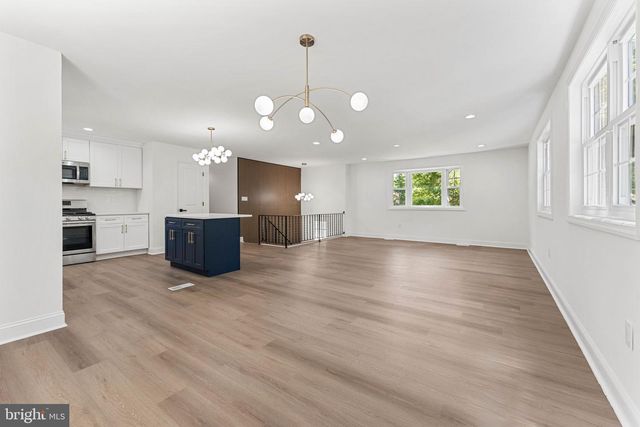 4 CRANBERRY CT, Hammonton, NJ 08037